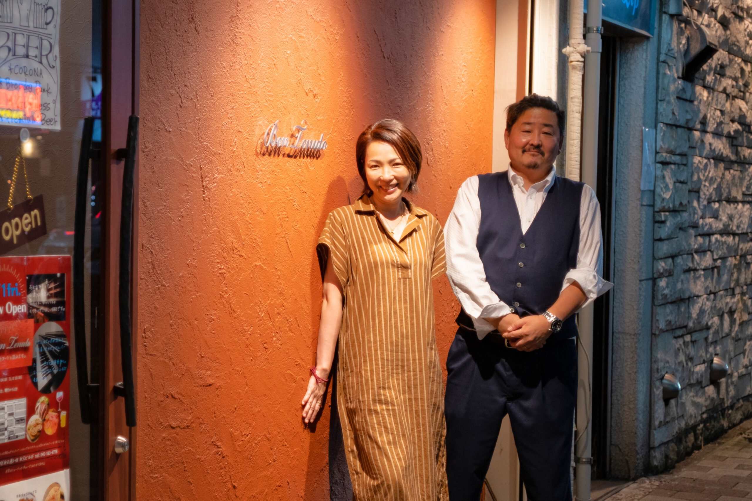 ジャズピアノバーなのにカジュアル ♪「Ben Tenuto（ベン・テヌート）」川西 暁さん・黒田ナオコさん